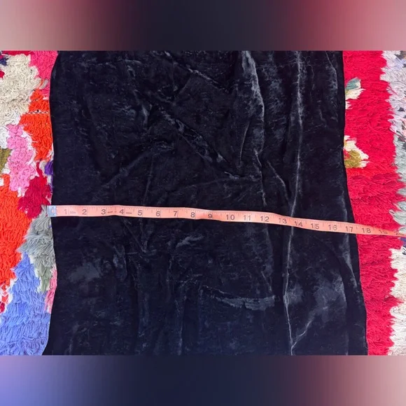 70s Vintage Black Velvet Column Dress w Side Slits and Gold Sequin Details Sz M - Picture 7 of 7